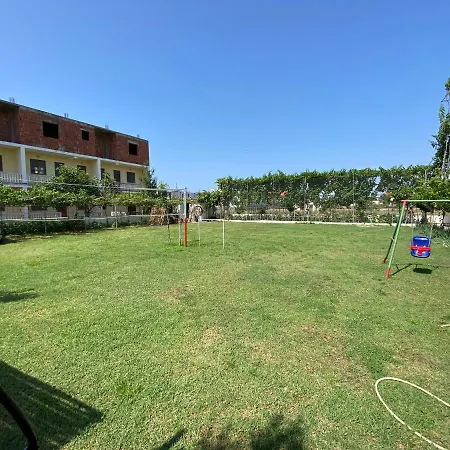 Vila Precetaj Velipojë