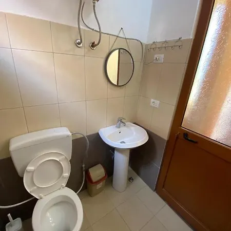 Vila Precetaj *