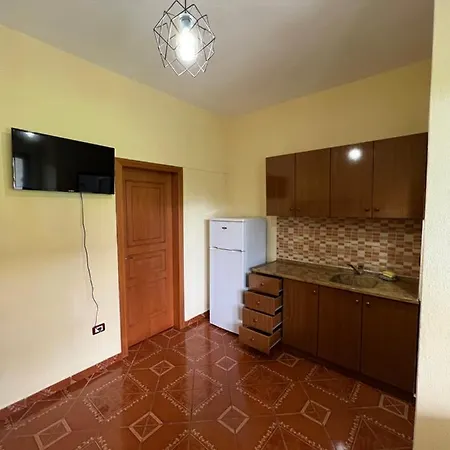 Vila Precetaj *