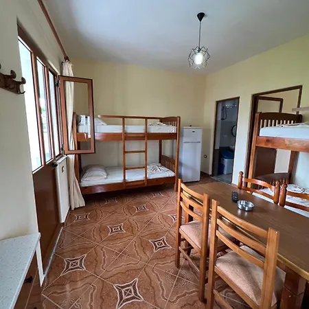 Vila Precetaj *
